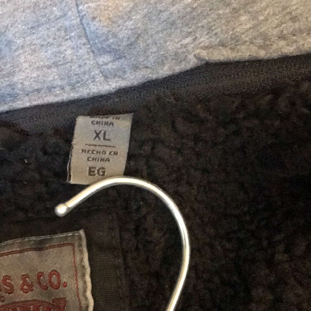 Levi’s jacket - Picture 10 of 10